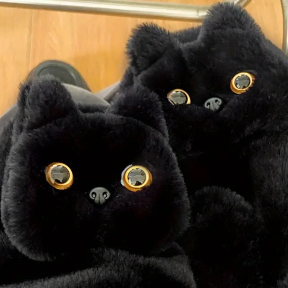NWT! Gorgeous Ebony Black Silky and Furry Black Cat Mittens for Adults!